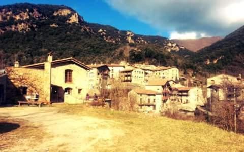Bed&Breakfast Mas la Cabanya de Beget Bed & Breakfast Bagian luar foto