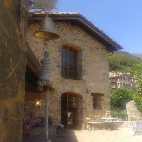 Bed&Breakfast Mas la Cabanya de Beget Bed & Breakfast Bagian luar foto