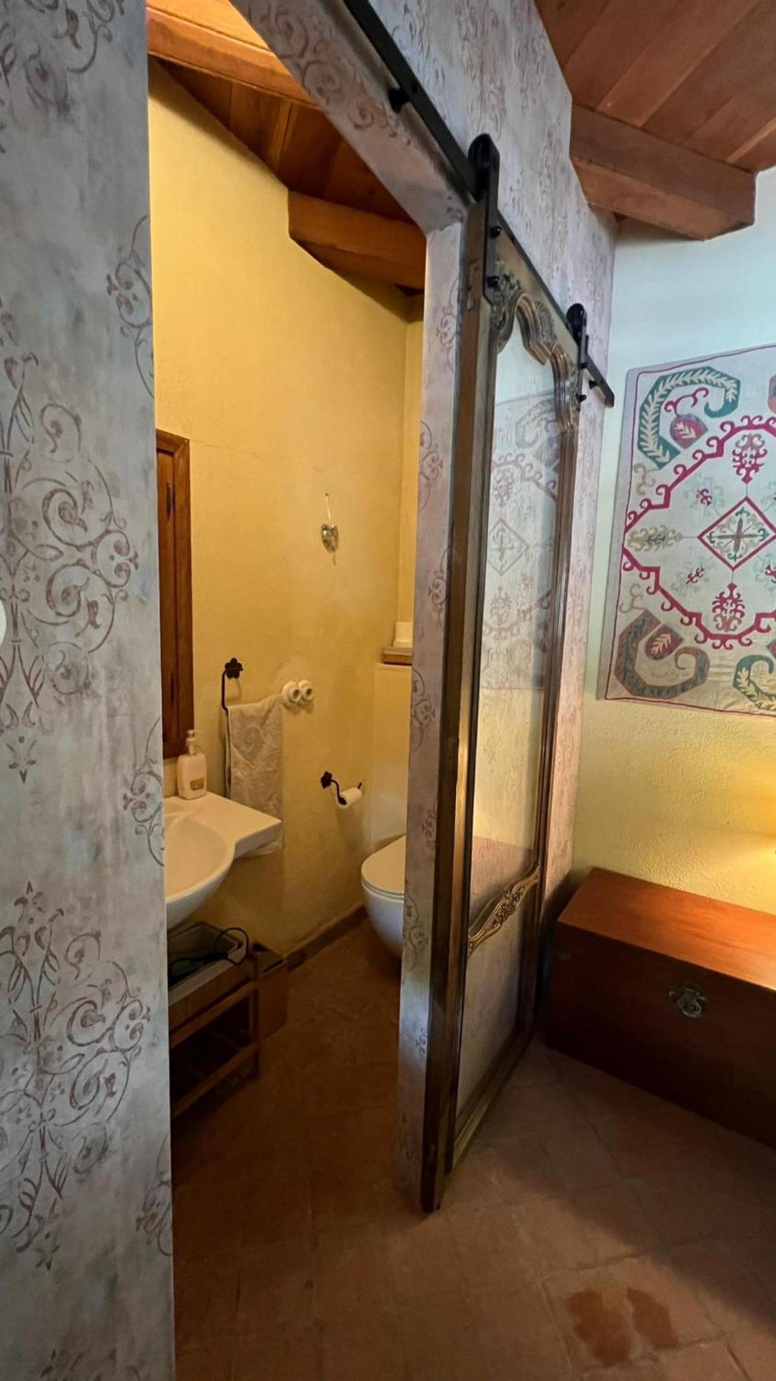 Bed&Breakfast Mas la Cabanya de Beget Bed & Breakfast Bagian luar foto