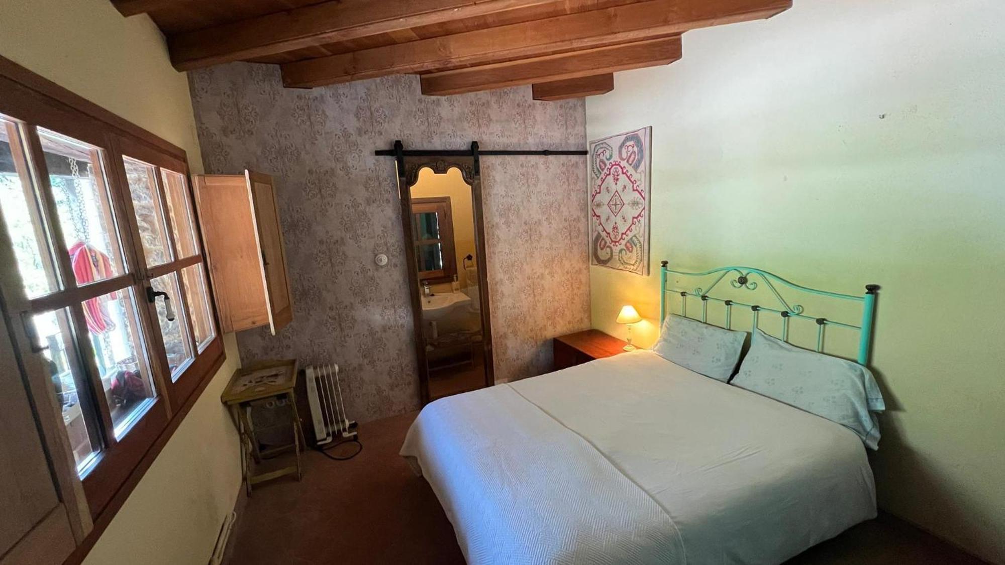 Bed&Breakfast Mas la Cabanya de Beget Bed & Breakfast Bagian luar foto